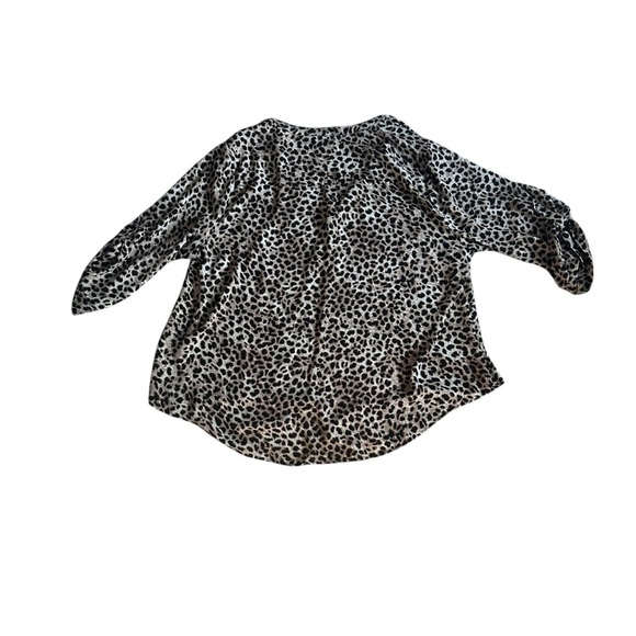 Torrid Cheetah Print Blouse Size 1 (XL/1X) - Picture 6 of 9
